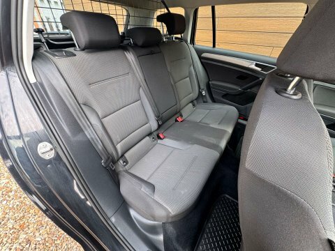 Volkswagen Golf Mk8 Hatchback 5-Dr 1.5 Tsi 150Ps R-line Evo Black #19
