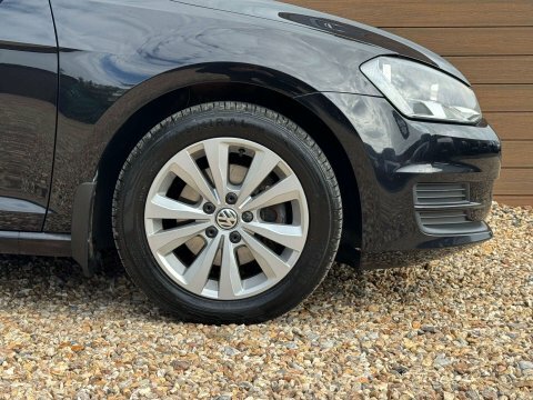 Volkswagen Golf Mk8 Hatchback 5-Dr 1.5 Tsi 150Ps R-line Evo Black #13