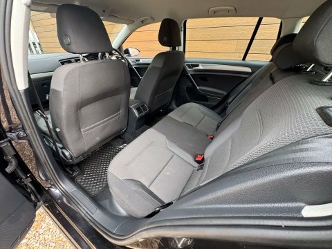 Volkswagen Golf Mk8 Hatchback 5-Dr 1.5 Tsi 150Ps R-line Evo Black #28