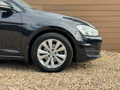 Volkswagen Golf Mk8 Hatchback 5-Dr 1.5 Tsi 150Ps R-line Evo Black #9
