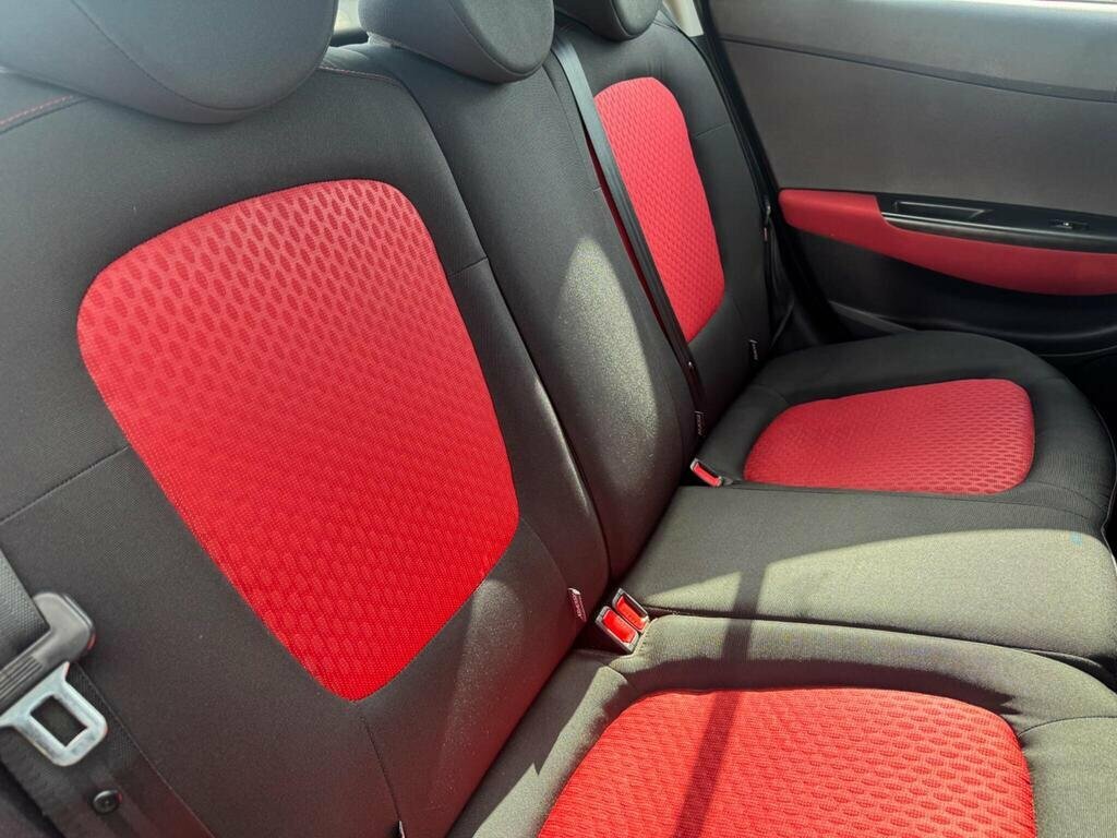 Hyundai I20 Classic Blue #16