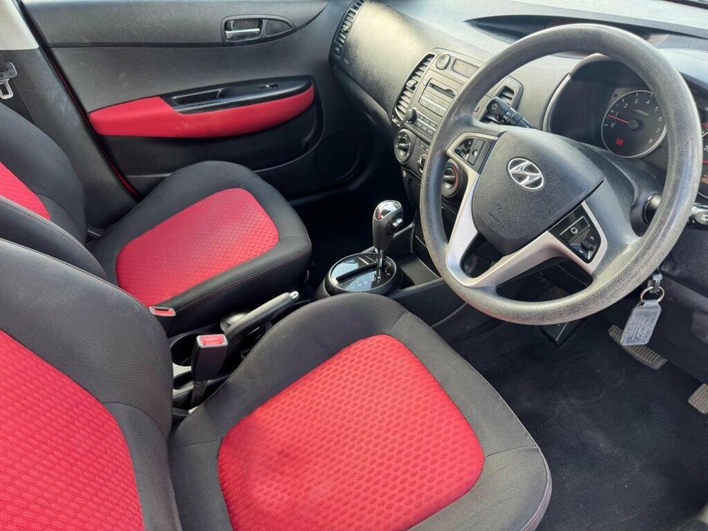 Hyundai I20 Classic Blue #9