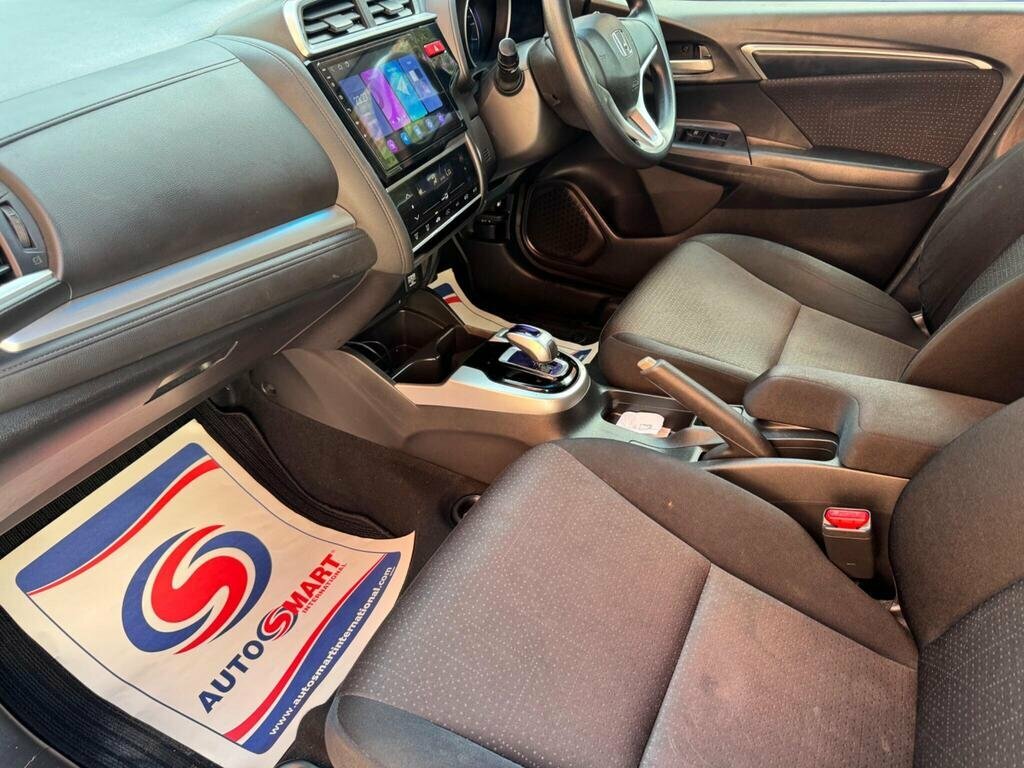Honda Jazz LX Silver #11