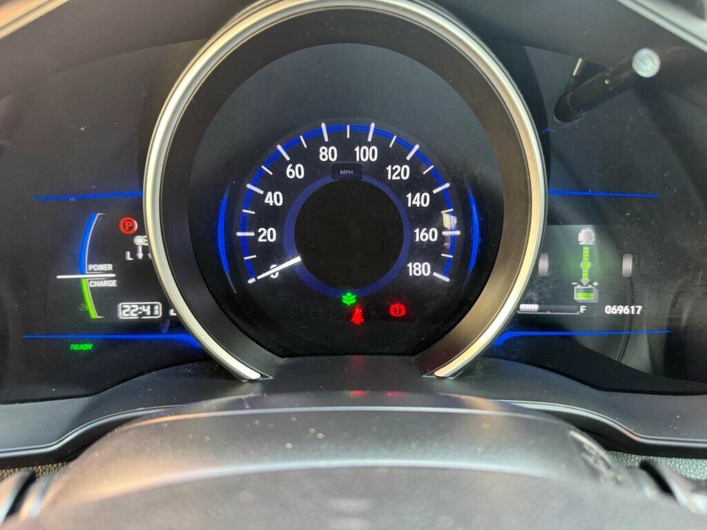 Honda Jazz LX Silver #16