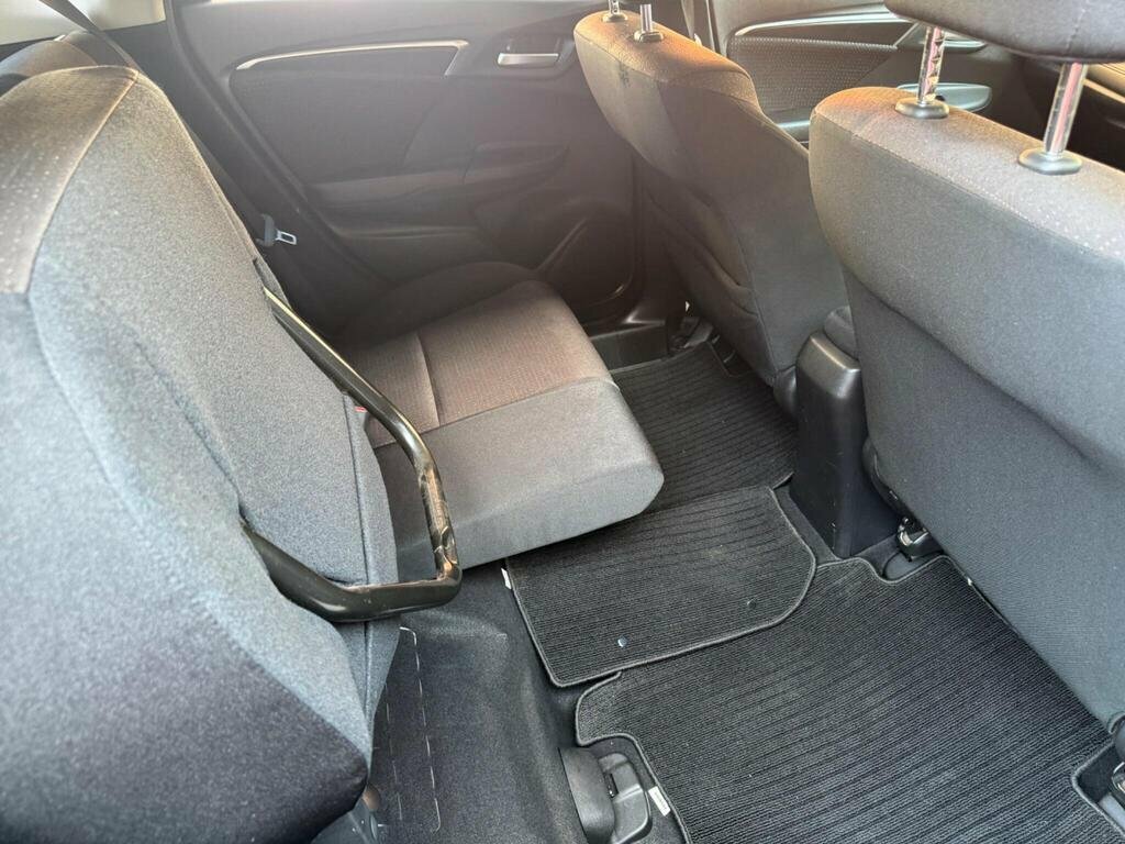 Honda Jazz LX Silver #15