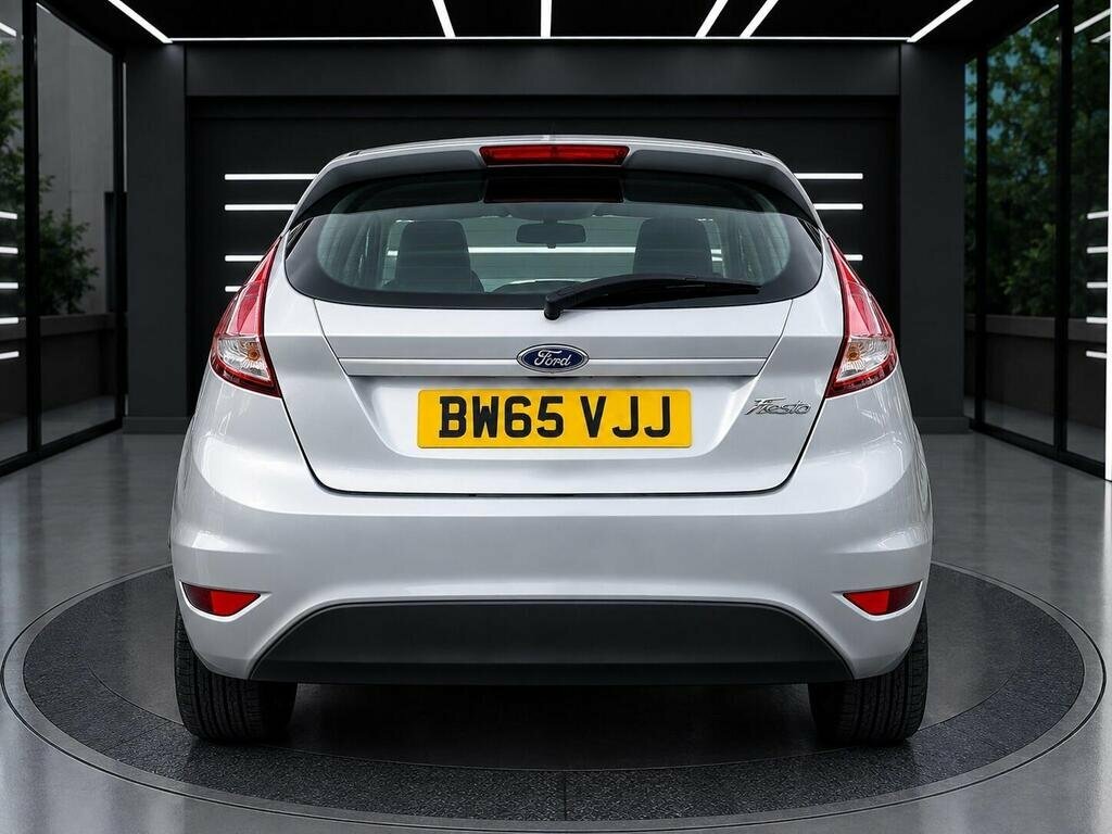 Ford Fiesta 1.25 Style Red #5