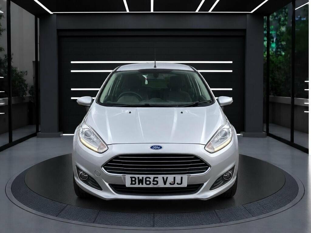 Ford Fiesta 1.25 Style Red #1