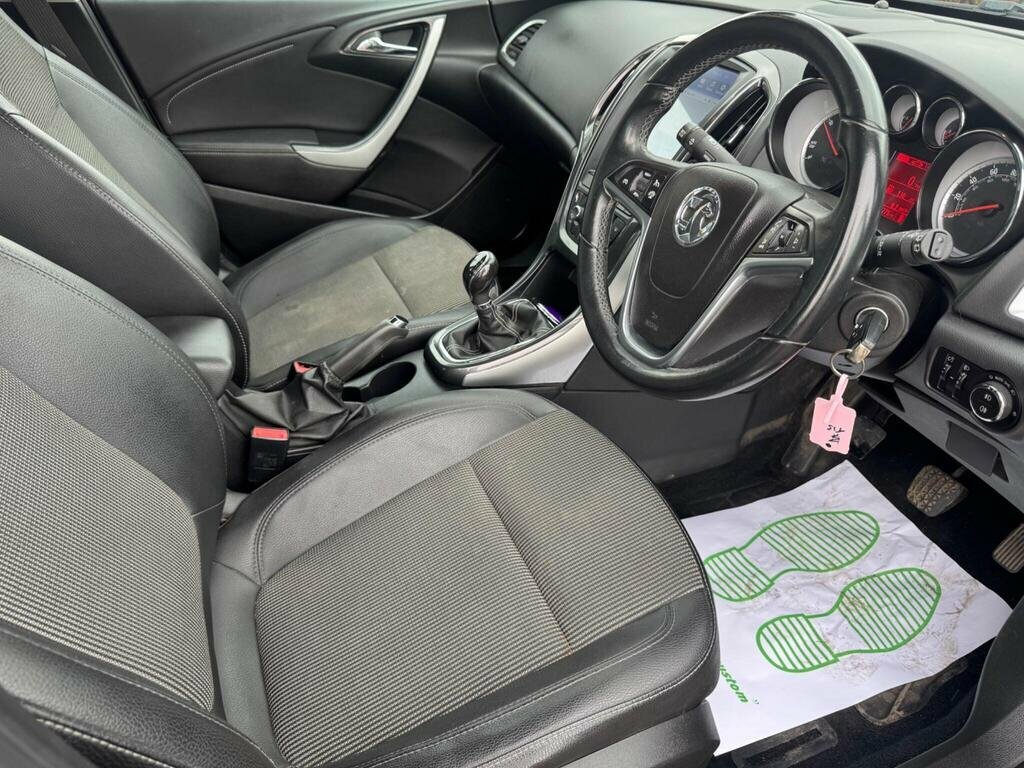 Vauxhall Astra 1.6L Limited Edition Silver #8