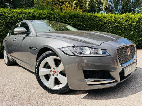 Jaguar XF 2.0D Portfolio SV17PKF Grey #3