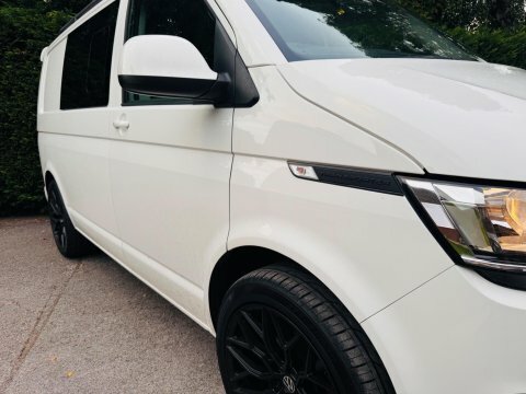 Volkswagen Transporter Highline Black #33