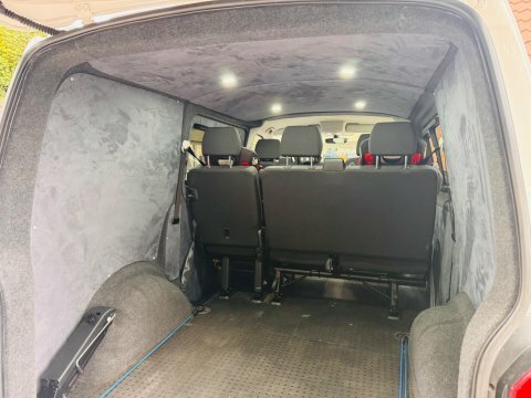 Volkswagen Transporter Highline Black #10