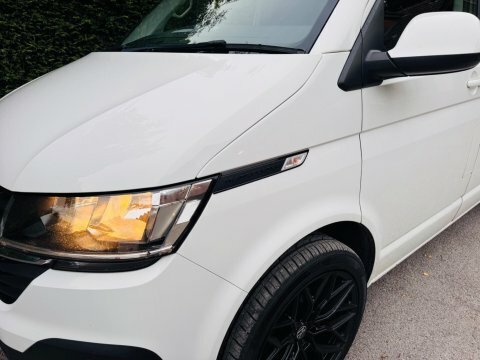 Volkswagen Transporter Highline Black #22