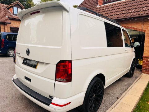 Volkswagen Transporter Highline Black #7