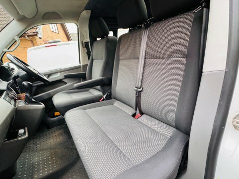 Volkswagen Transporter Highline Black #30