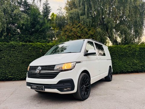 Volkswagen Transporter Highline Black #18