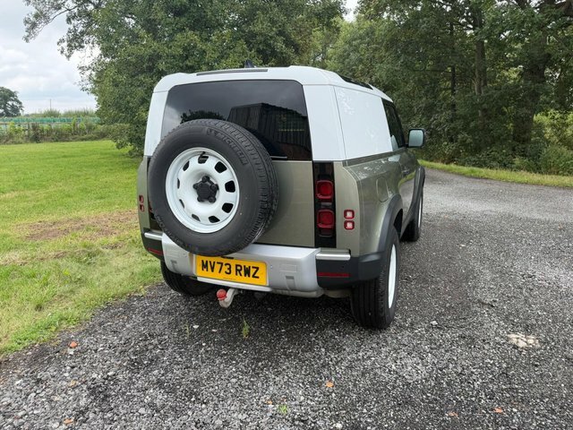 Land Rover Defender 90 3.0 D250 X-dynamic Se 90 Silver #7