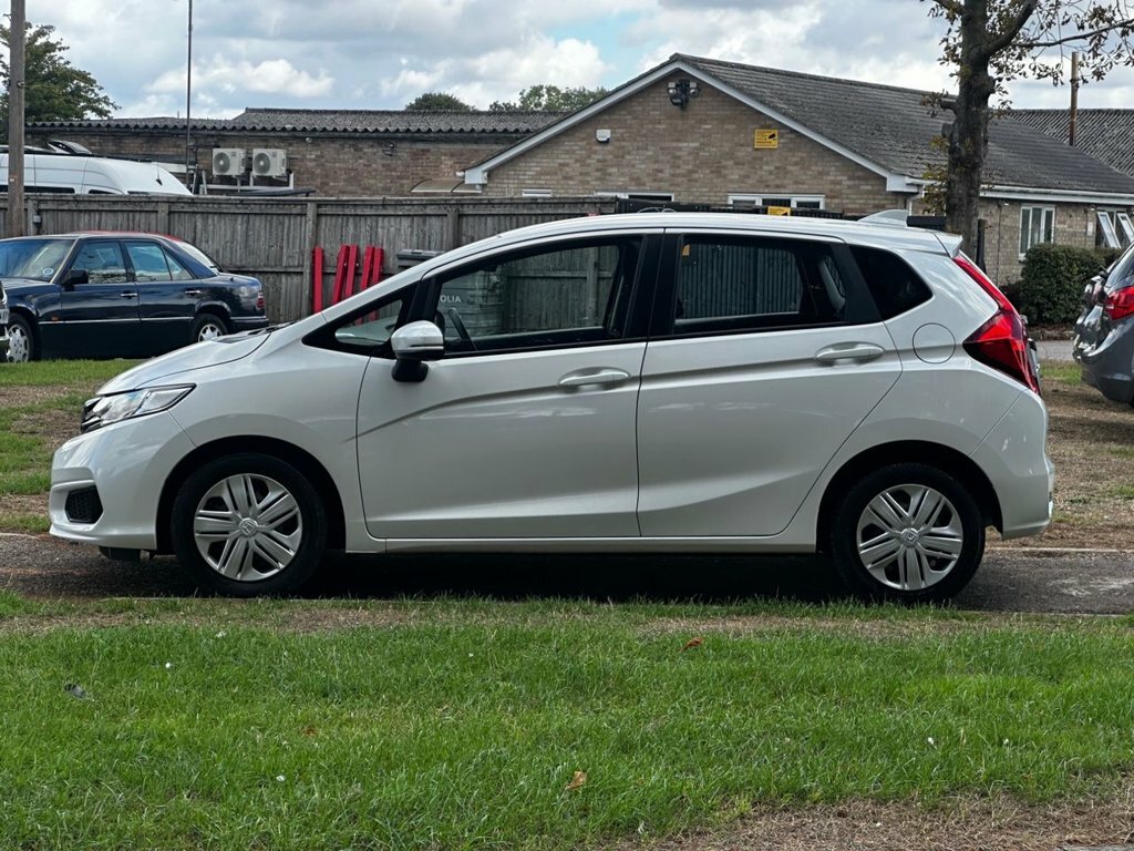 Honda Jazz 1.3L S LA19JNX White #3
