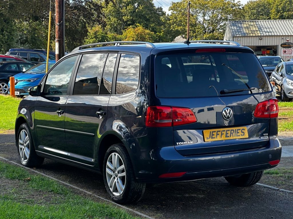 Volkswagen Touran 1.6L Se Blue #5