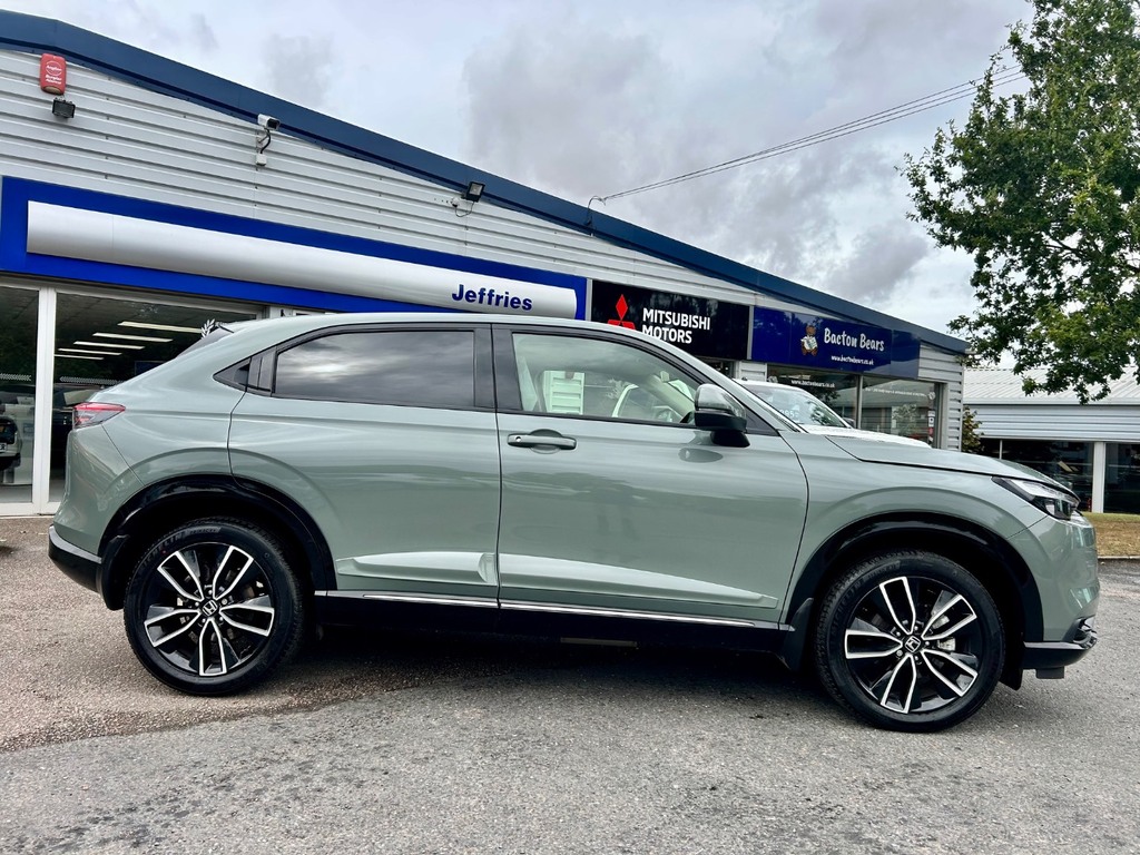 Honda Hr-V 1.5 Ehev Advance Cvt Green #2
