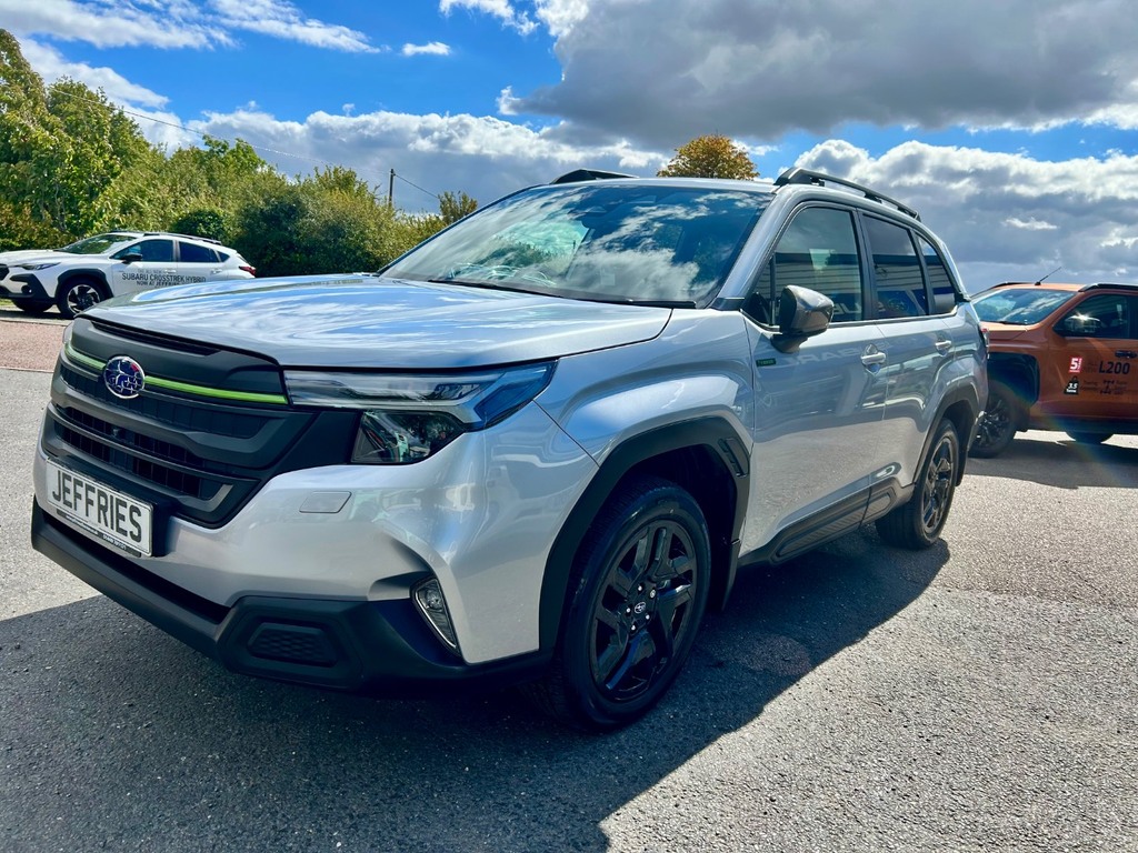 Subaru Forester 2.0I E-boxer Field Lineartronic Silver #6