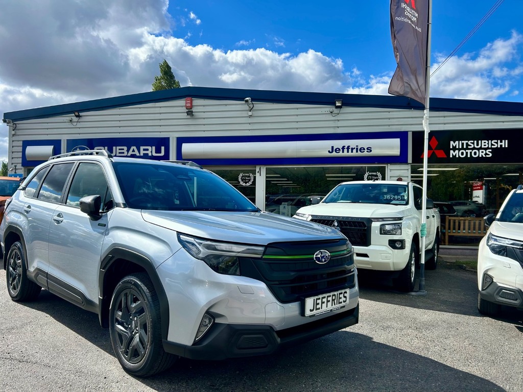 Subaru Forester 2.0I E-boxer Field Lineartronic Silver
