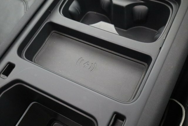Land Rover Defender 110 X-dynamic S Grey #24