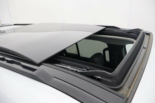 Land Rover Defender 110 X-dynamic S Grey #2