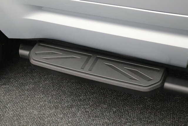 Land Rover Defender 110 X-dynamic S Grey #31