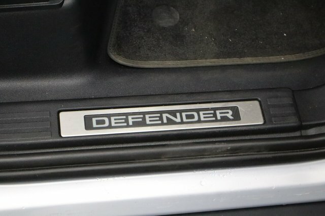 Land Rover Defender 110 X-dynamic S Grey #34