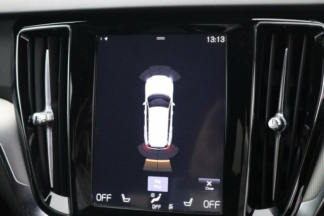 Volvo V60 D4 R-design Red #34