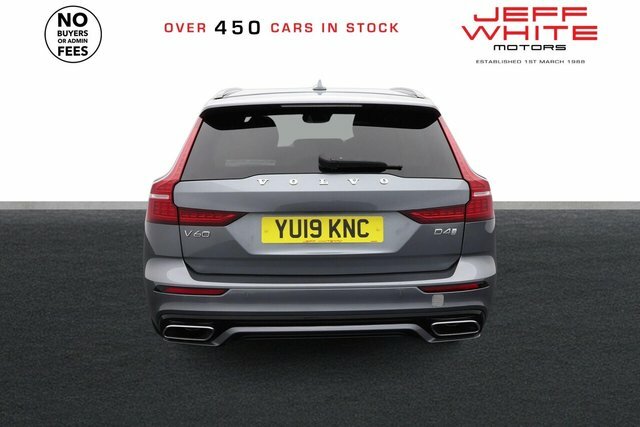 Volvo V60 D4 R-design Red #7