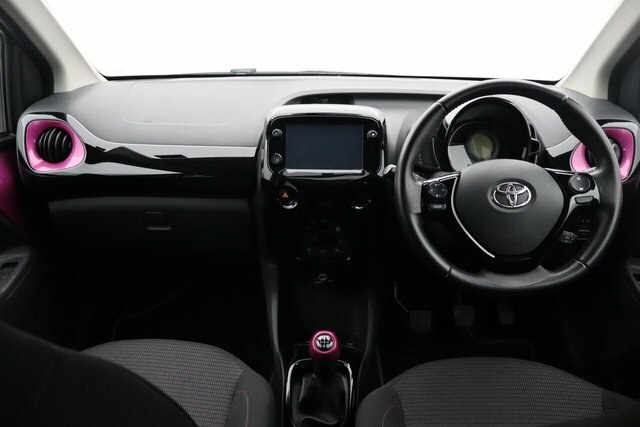 Toyota Aygo Vvt-i X-cite Hatchback Purple #2