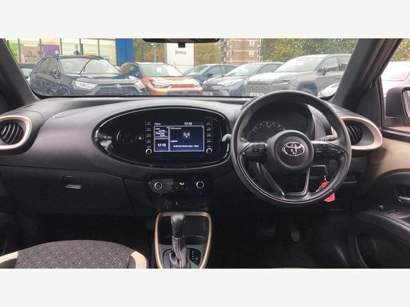 Toyota Aygo X Edge Parking Pack MC23BOH Beige #6
