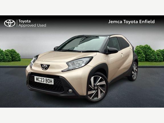 Toyota Aygo X Edge Parking Pack MC23BOH Beige #3