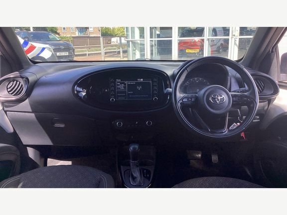 Toyota Aygo X Edge Automatic LL73ZNA White #6