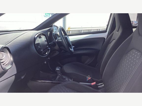 Toyota Aygo X Edge Automatic LL73ZNA White #5