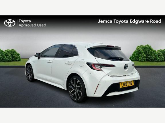 Toyota Corolla Excel 1.8 Hb Trk White #4
