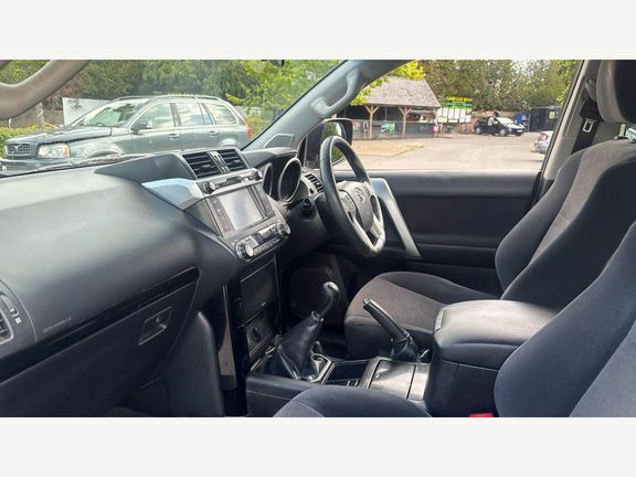 Toyota Land Cruiser Active 2.8Dm #5