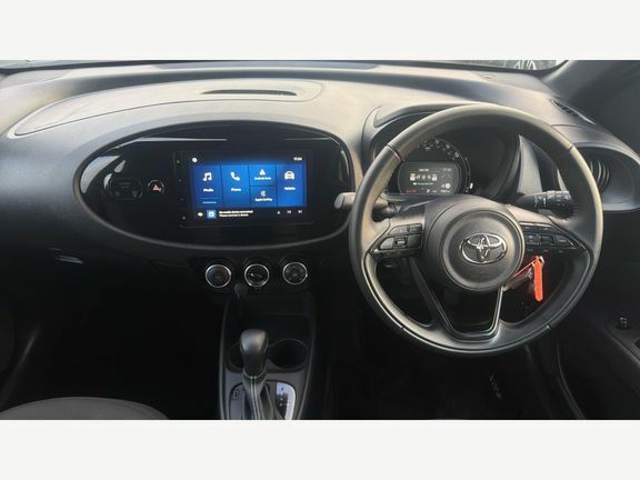 Toyota Aygo X Pure Automatic Black #5