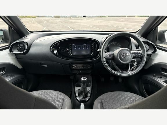 Toyota Aygo X Edge Manual White #6