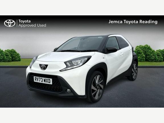 Toyota Aygo X Edge Manual White #3