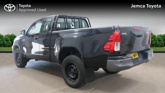 Toyota HILUX Active Ec 2.4D Black #3