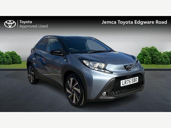 Toyota Aygo X Edge Parking Pack