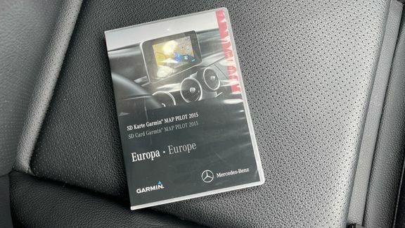 Mercedes-Benz C Class  Black #27