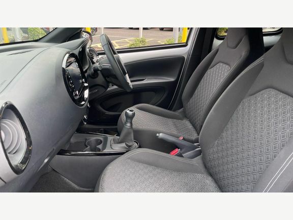Toyota Aygo X Edge Manual White #5