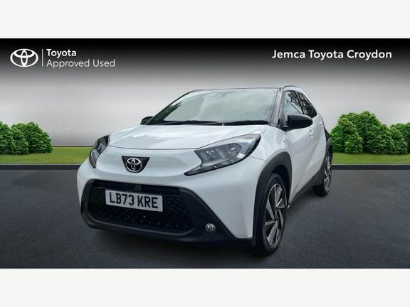Toyota Aygo X Edge Manual White #3