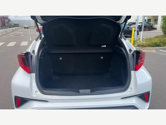 Toyota C-Hr Excel White #13