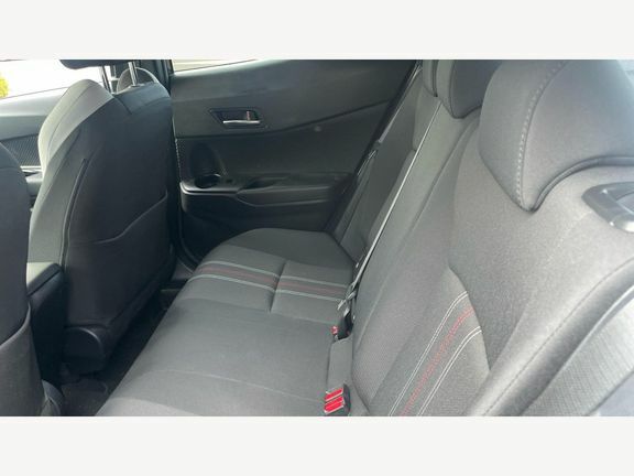 Toyota C-Hr Excel White #15