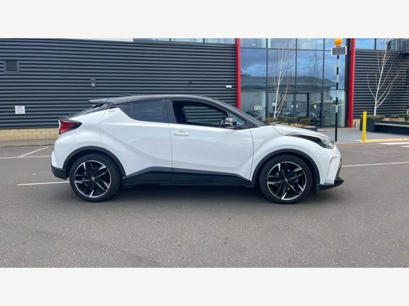 Toyota C-Hr Excel White #22