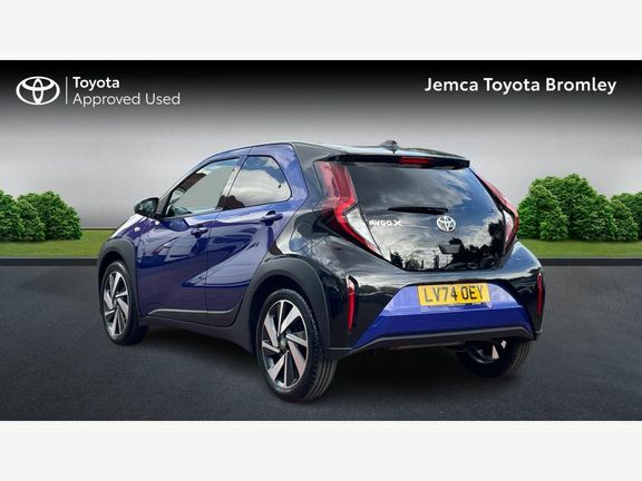 Toyota Aygo X Edge Auto LV74OEY Blue #4